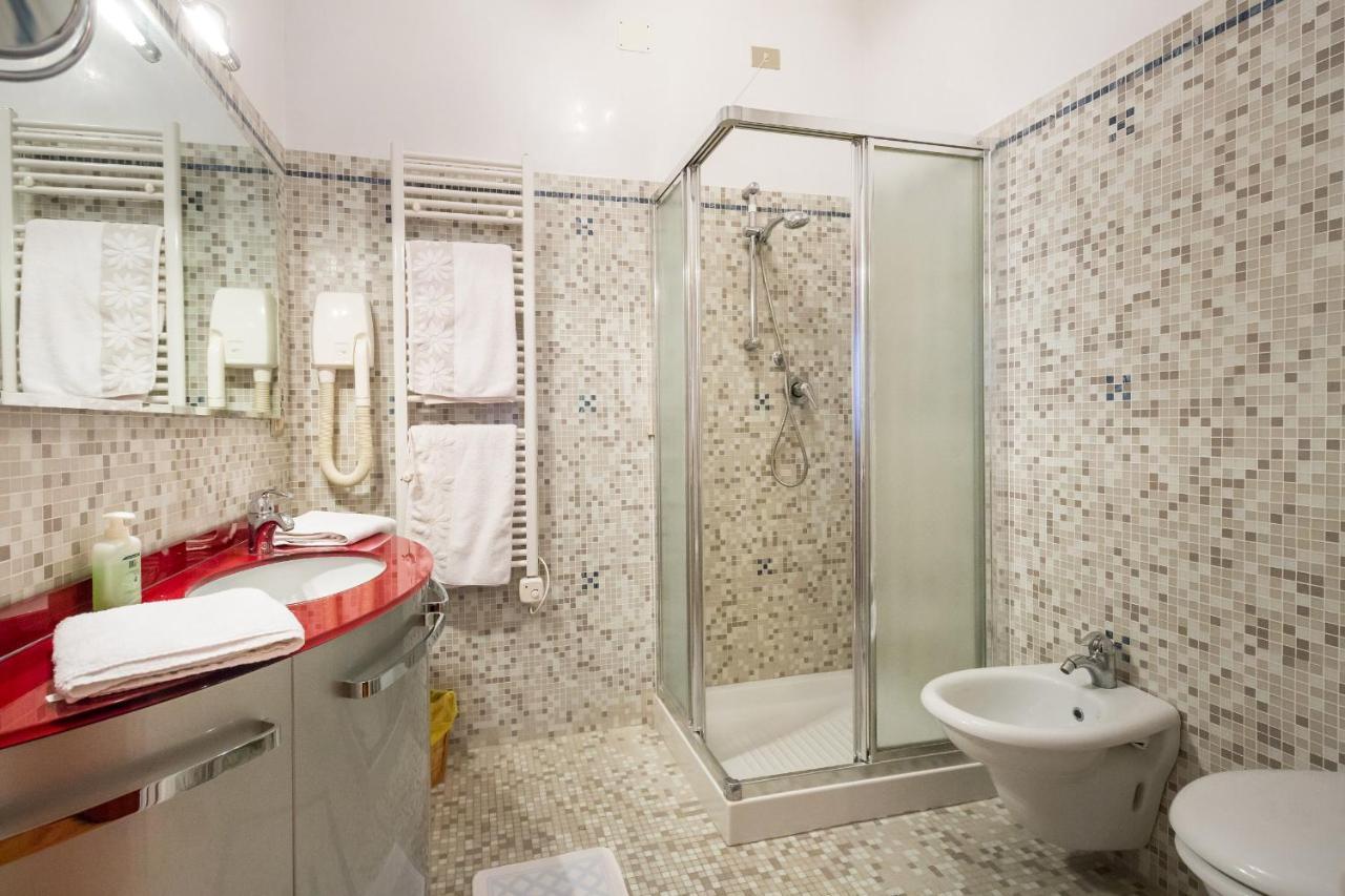 Albergo Ristorante Fabrizio กาออร์เล ภายนอก รูปภาพ